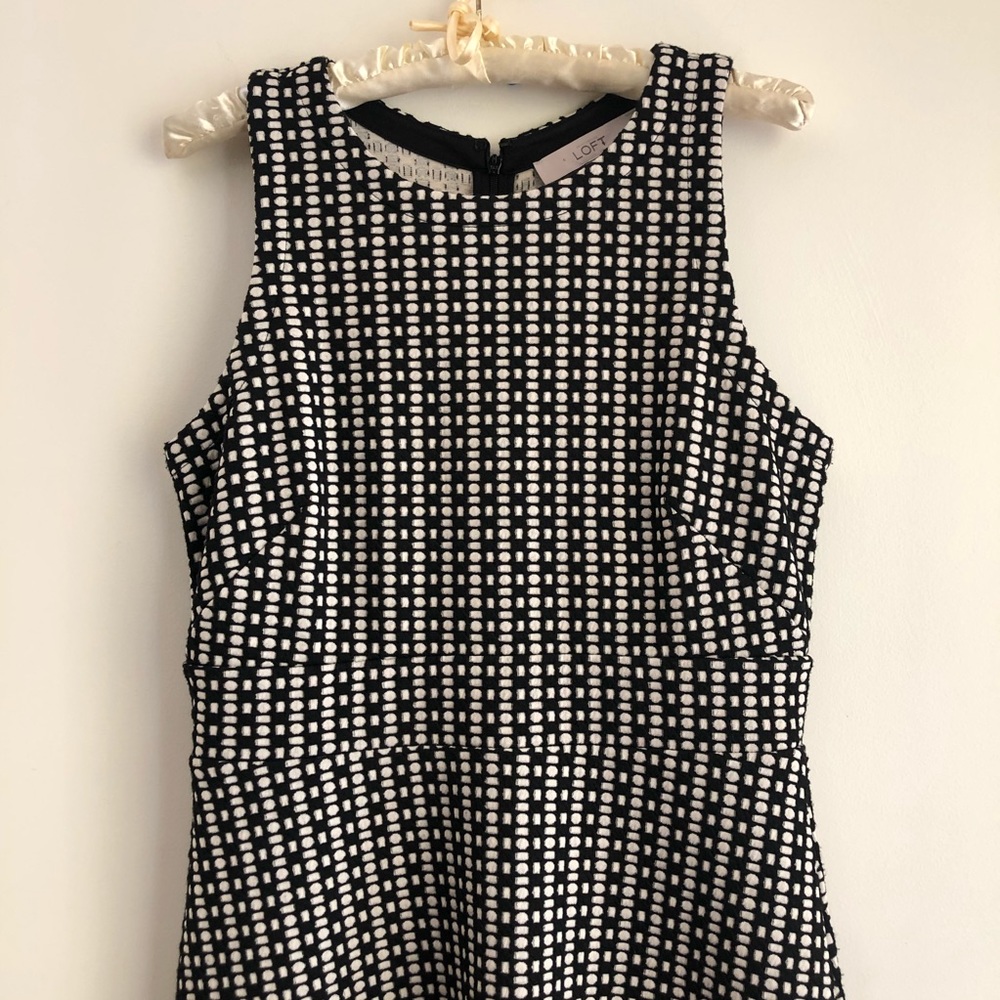 Women’s Loft Petite Skater Dress Size 2 - Picture 2 of 10
